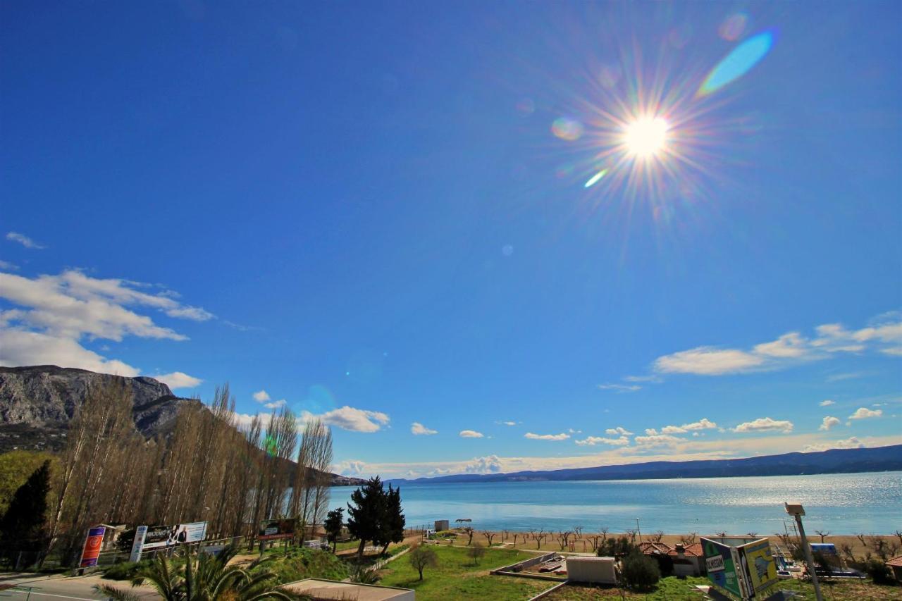 Apartments Slado Omis Bagian luar foto